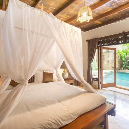 Bali Royal Heritage Villa Seminyak  Exterior photo