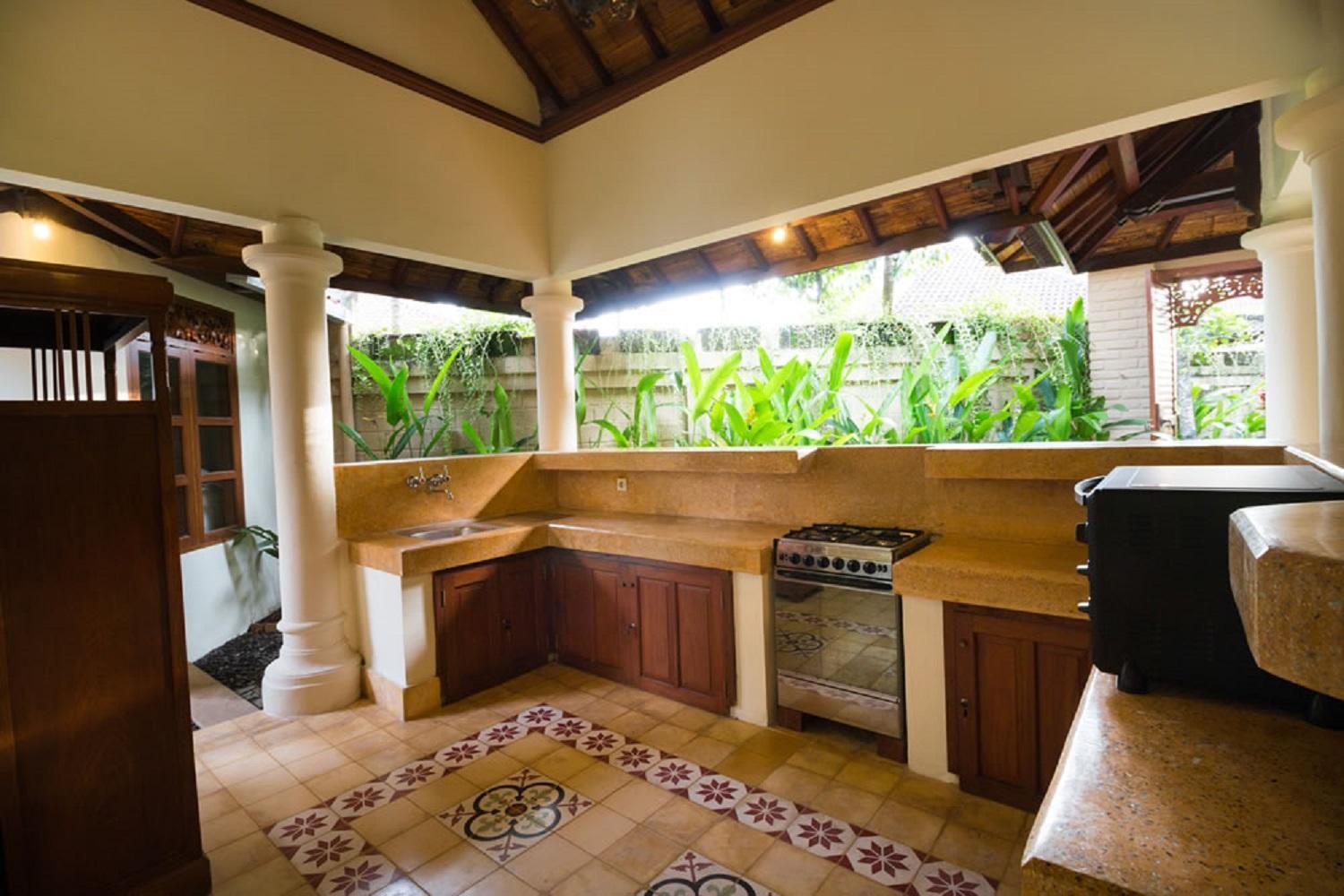 Bali Royal Heritage Villa Seminyak  Exterior photo