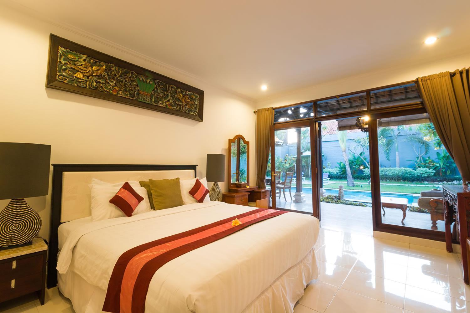Bali Royal Heritage Villa Seminyak  Exterior photo