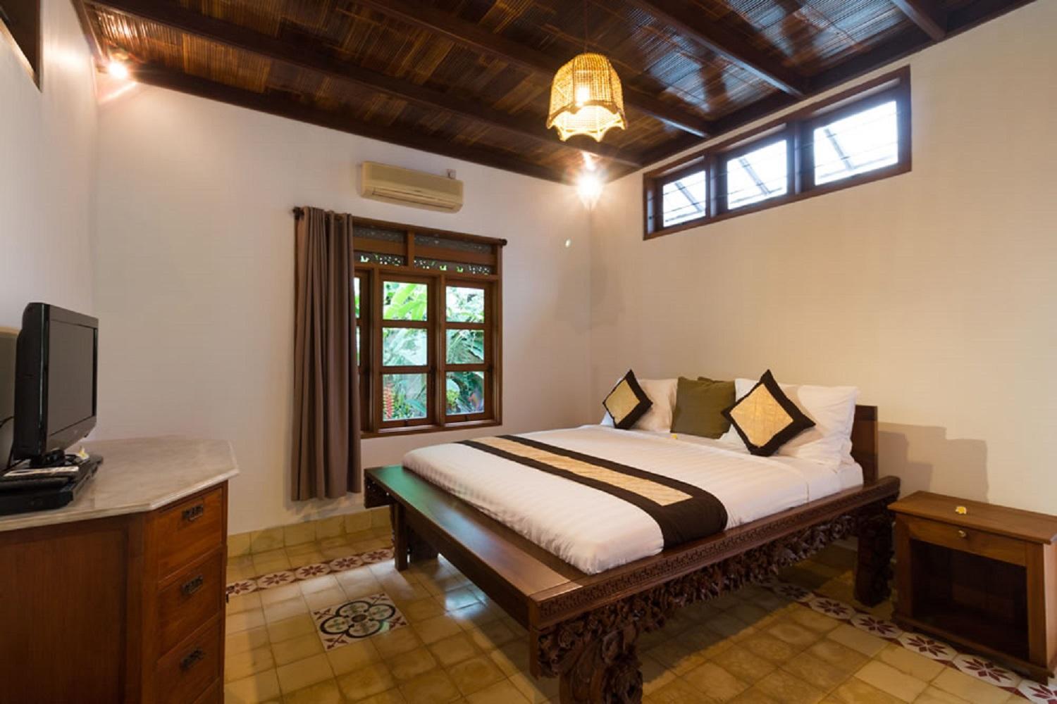Bali Royal Heritage Villa Seminyak  Exterior photo