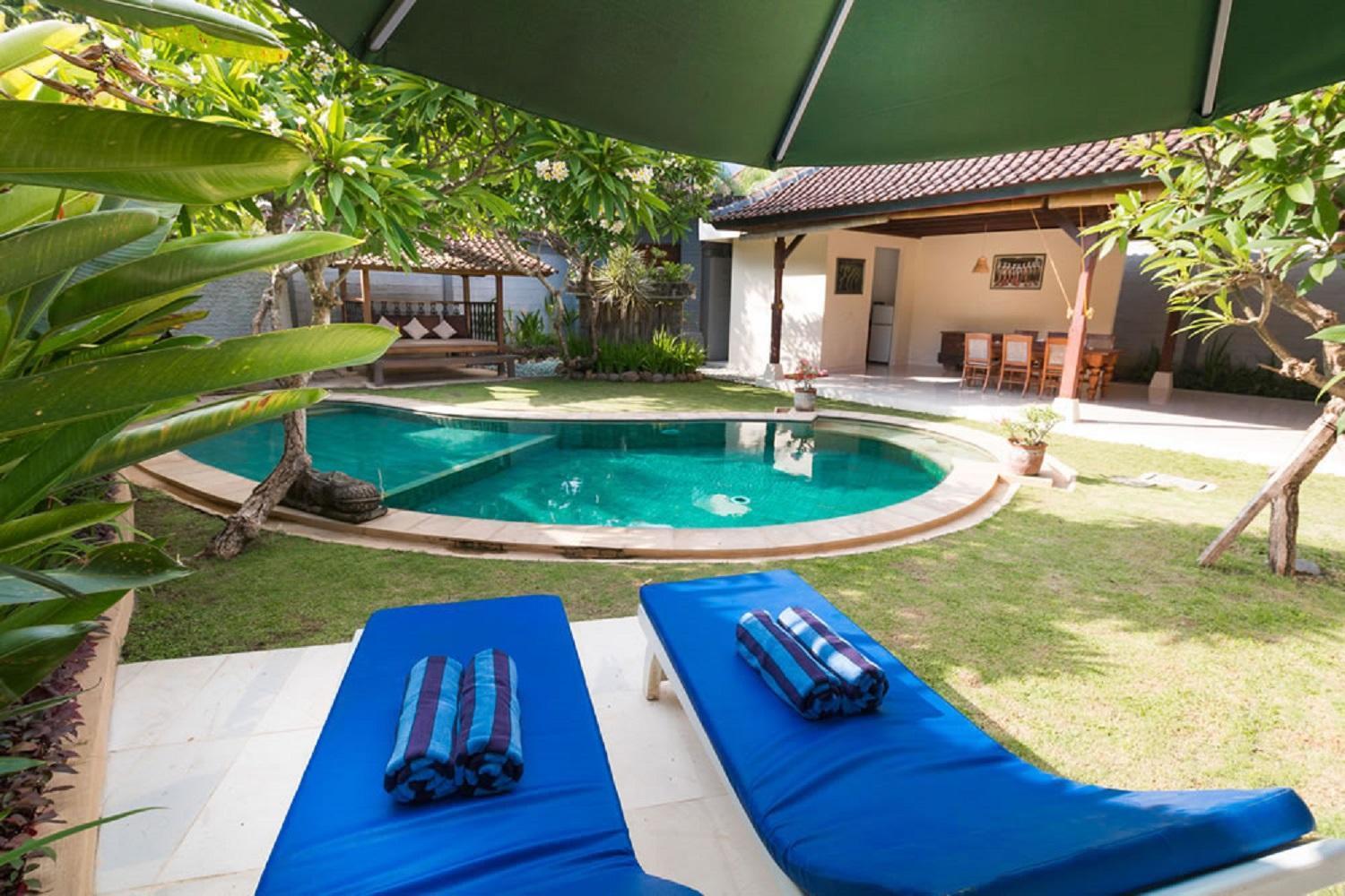 Bali Royal Heritage Villa Seminyak  Exterior photo